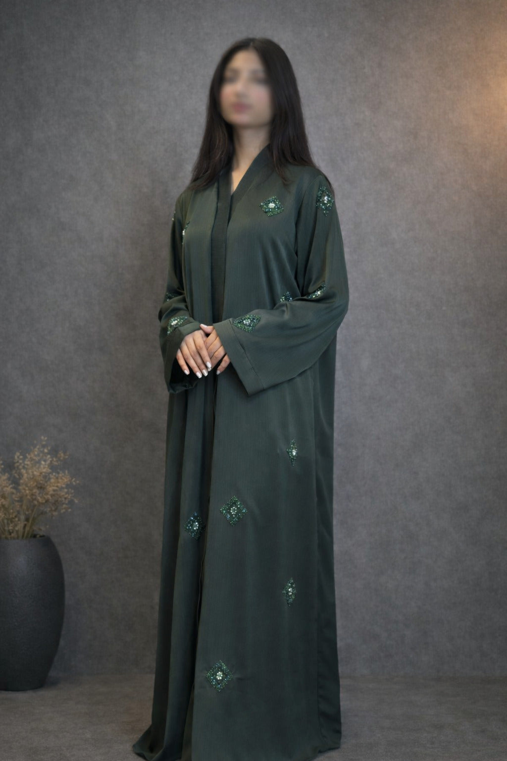 Layla diamond cut luxury abaya for women in Pakistan by Abdanis
